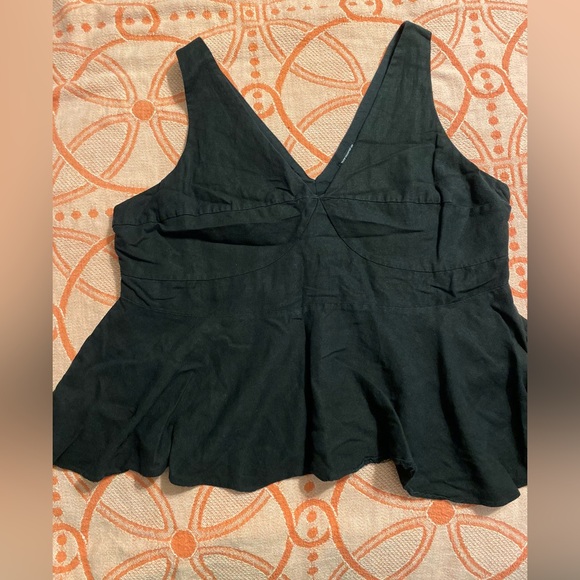 Who What Wear Tops - Who What Wear black peplum linen camisole